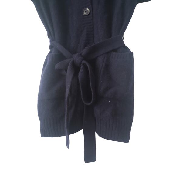 Elegant Black Women's Cardigan - Picture 3 of 7